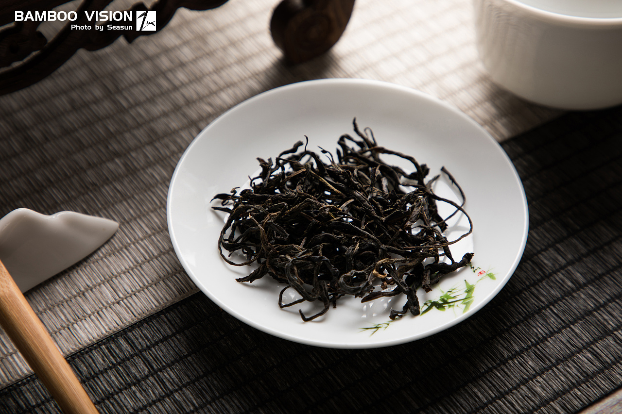 黑茶——荒野天尖｜摄影·产品｜海阳荣光 · 竹席